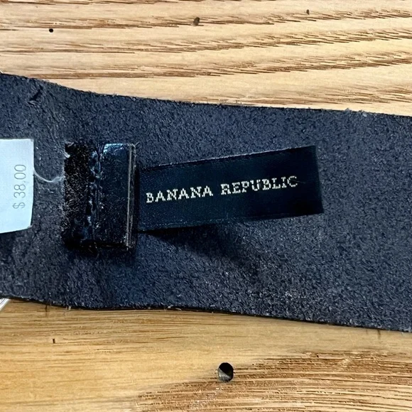Gently Used Banana Republic Belt - Picture 2 of 12